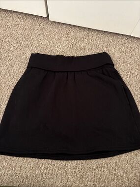 Pink Fleece Skort - Black - Size Medium